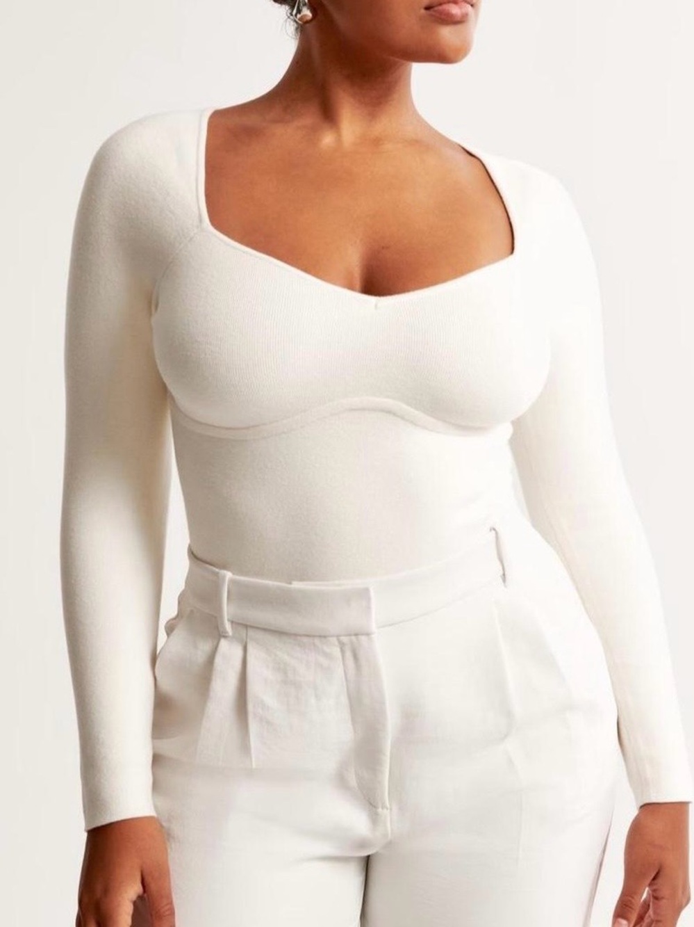 Abercrombie & Fitch Elegant Long-Sleeve Square-Neck Body Suit
